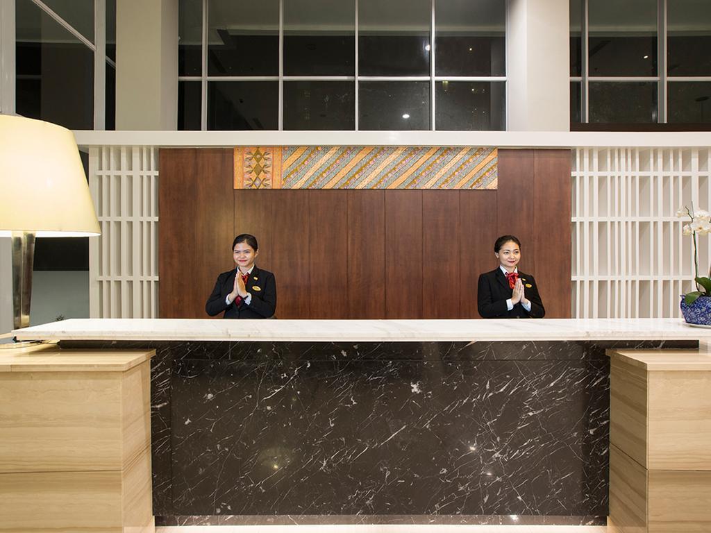 Hotel Santika Pekalongan Exteriér fotografie