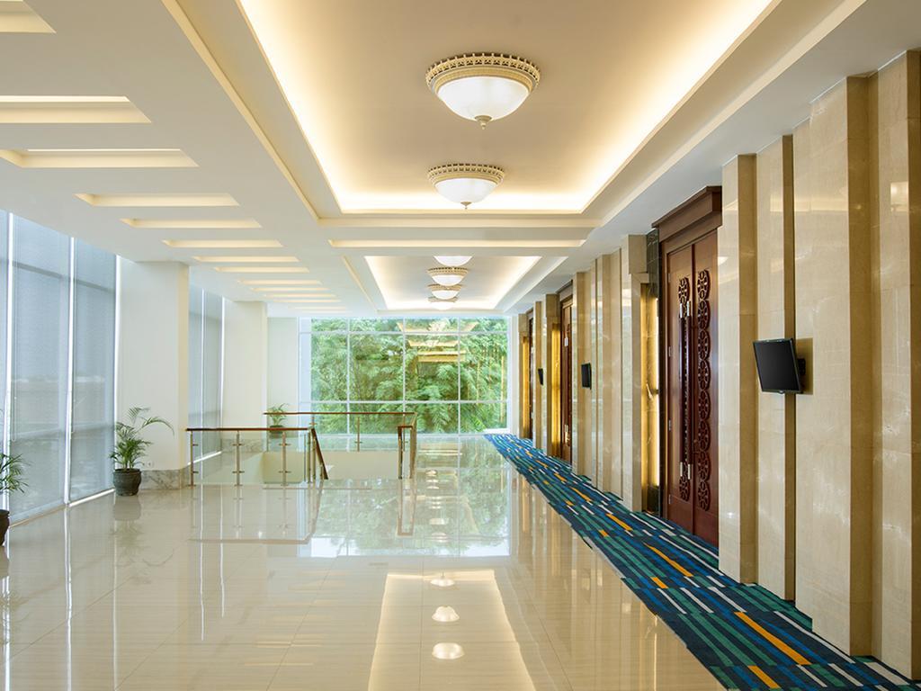Hotel Santika Pekalongan Exteriér fotografie